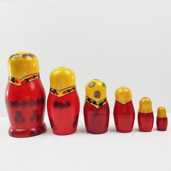 Russian Matryoshka Nesting Dolls Vintage 6 USSR Wood Hand Painted Folk Art - Picture 6 of 13
